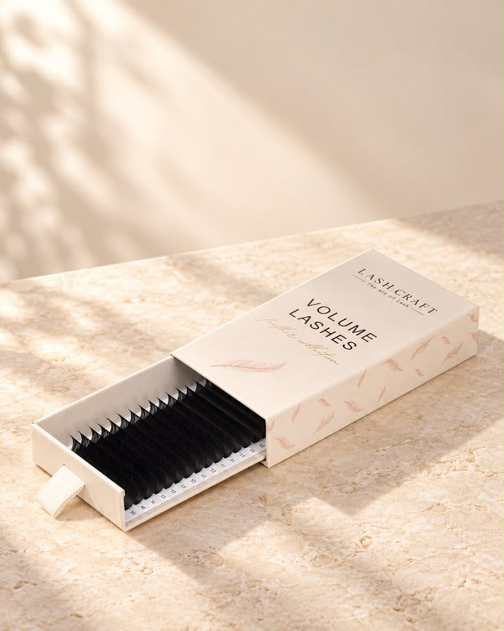 Easy-Fan Volume Lashes | Feather